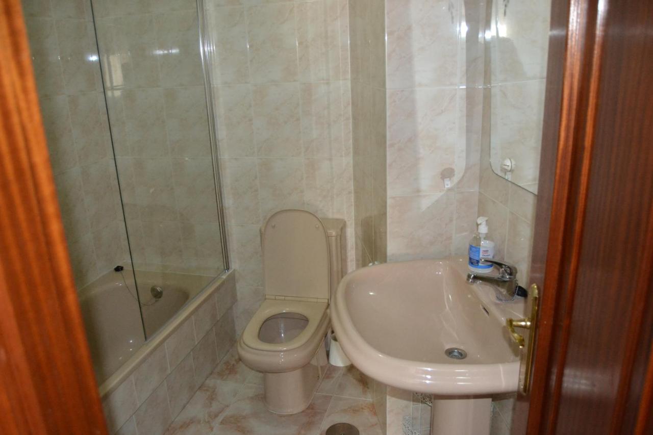 Ferienwohnung Inmoinsuas Plaza De Galicia 32 Sarria Exterior foto